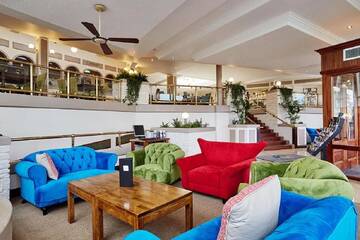Фото номера Коттедж с 2 спальнями Отель Westlodge Hotel &amp; Leisure Centre г. Бантри 22